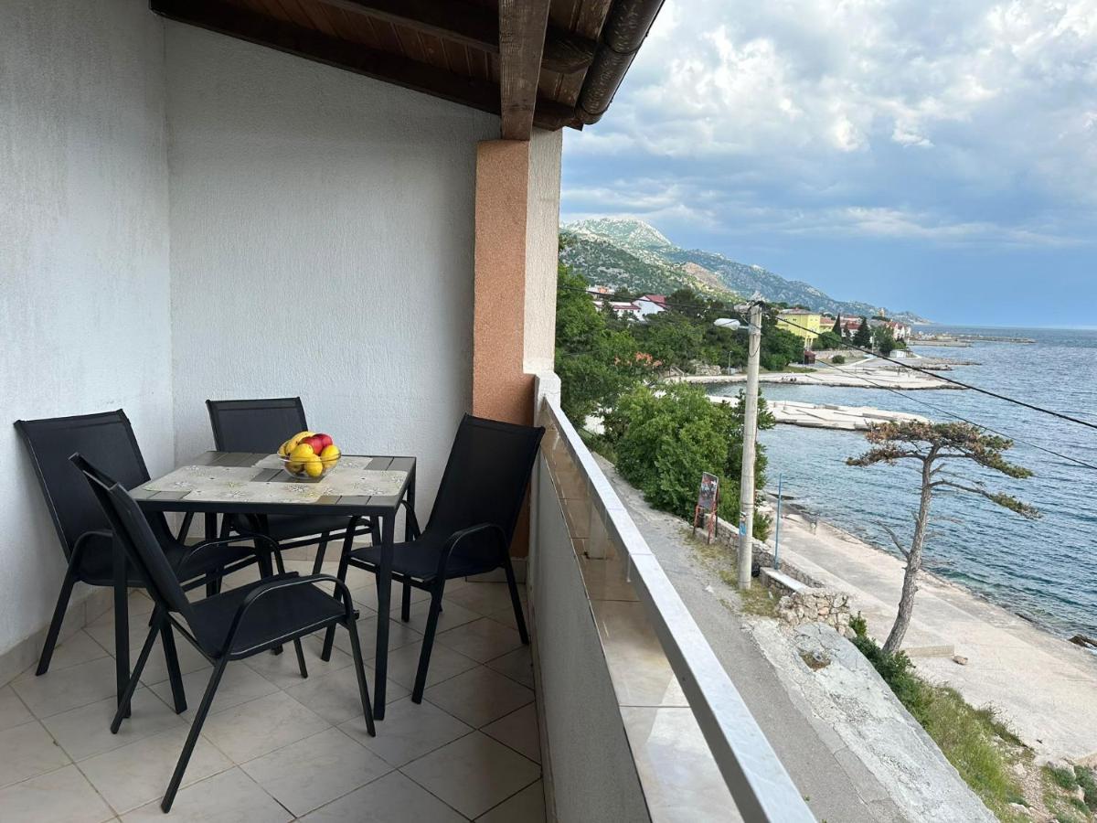 Apartmani Карлобаг Екстериор снимка