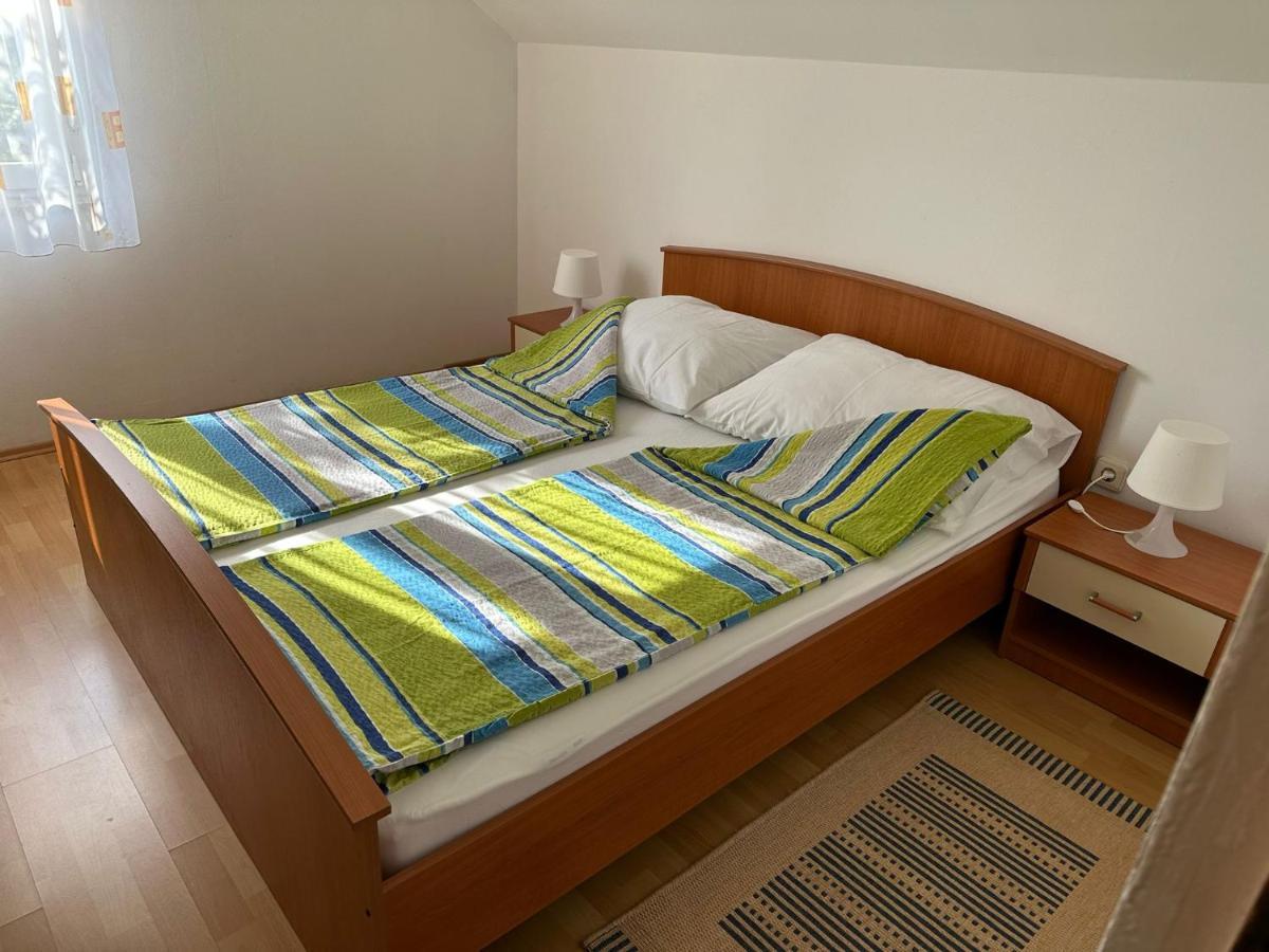 Apartmani Карлобаг Екстериор снимка