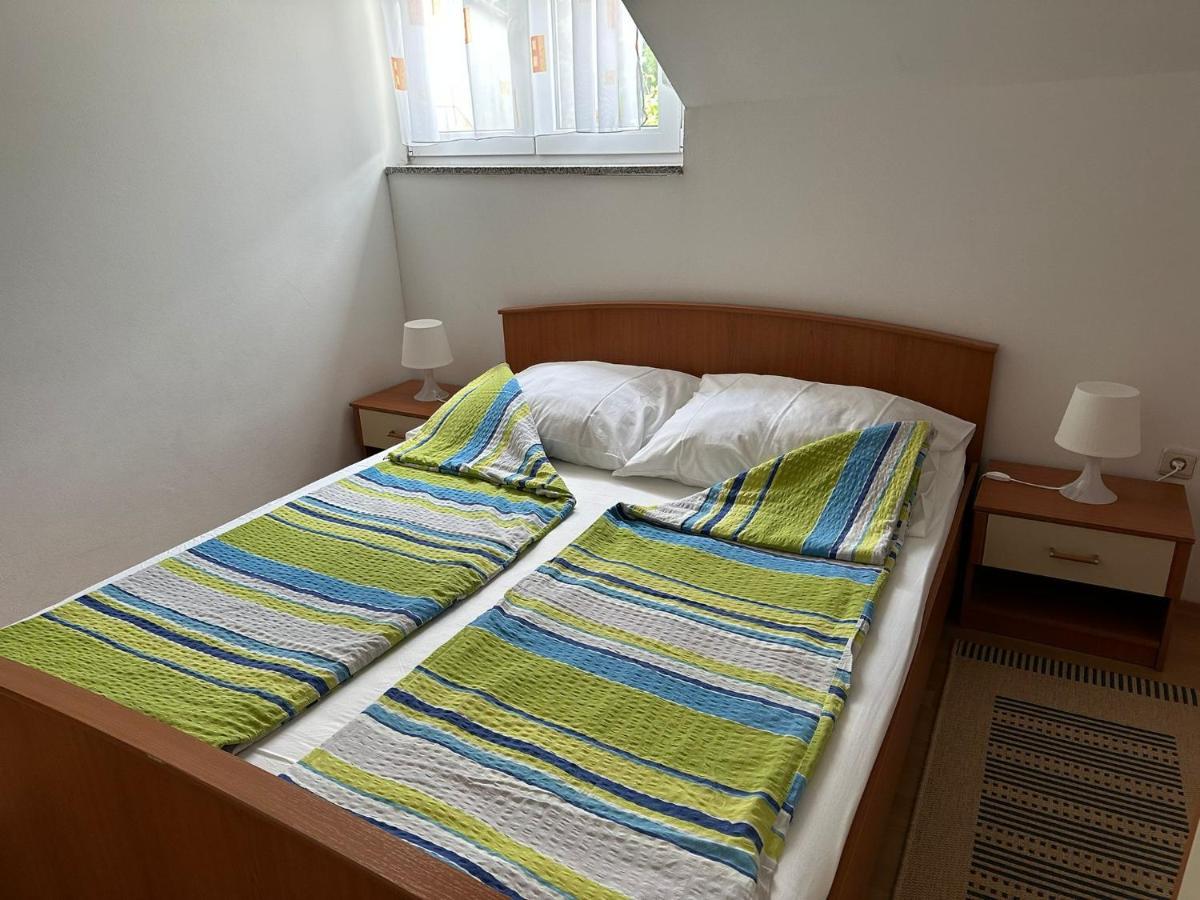 Apartmani Карлобаг Екстериор снимка