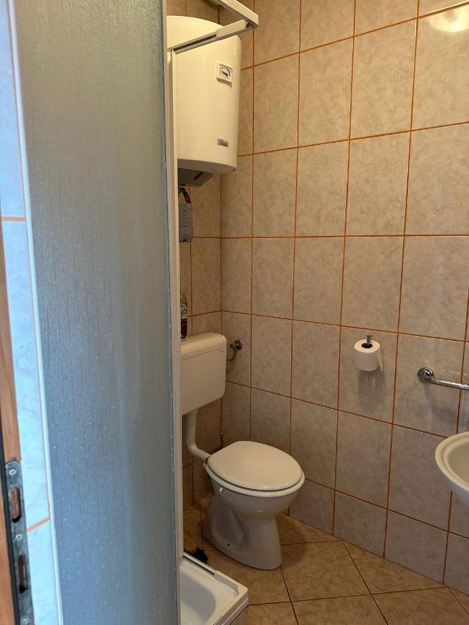 Apartmani Карлобаг Екстериор снимка